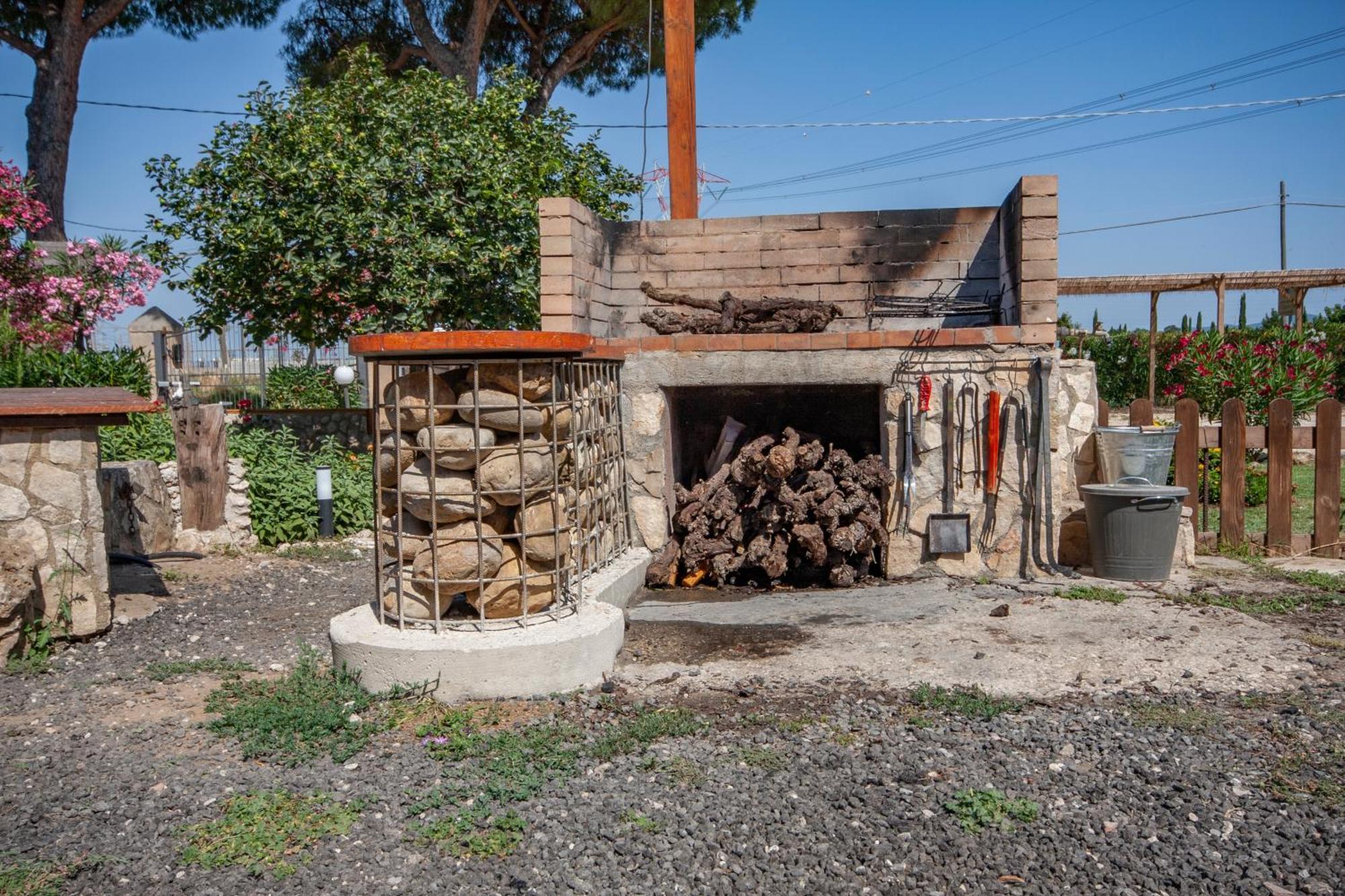 Agriturismo L'Istrice Di Gio Montalto di Castro Buitenkant foto